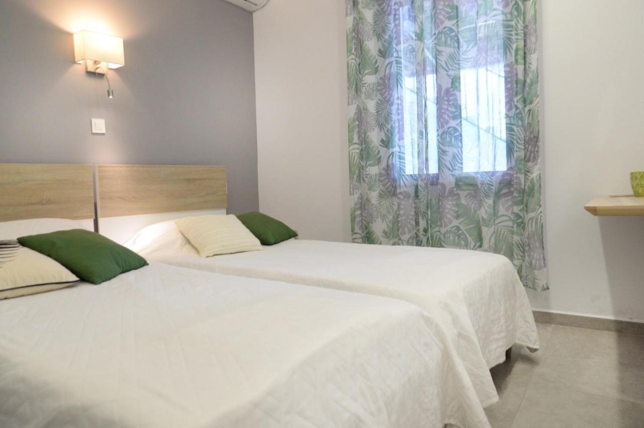 Calma Apartment Masouri Bagian luar foto